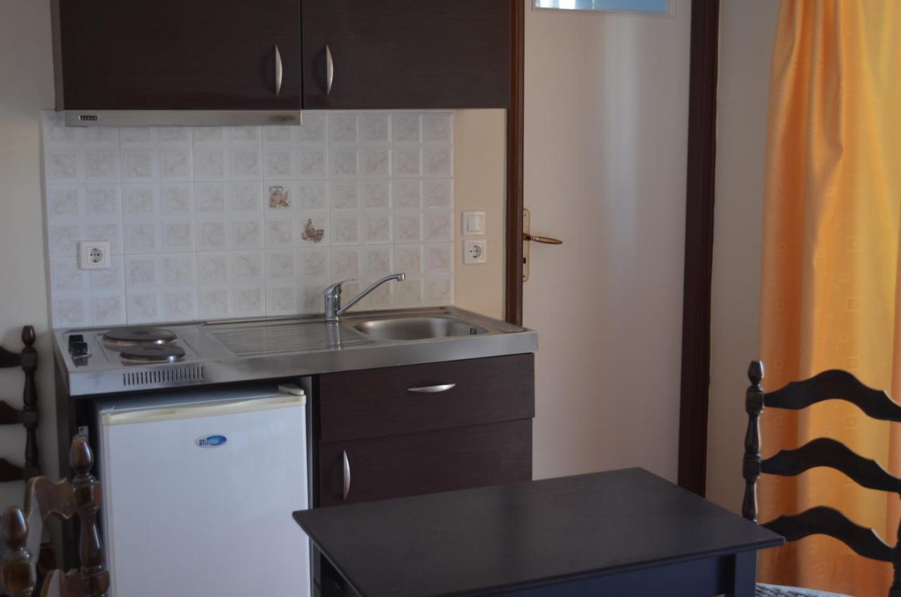 Palatino Studios Loutra Edipsou  Luaran gambar