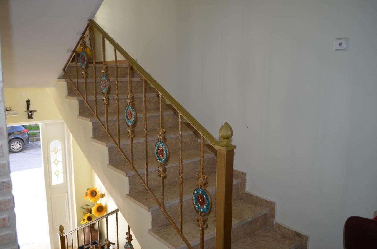 Palatino Studios Loutra Edipsou  Luaran gambar
